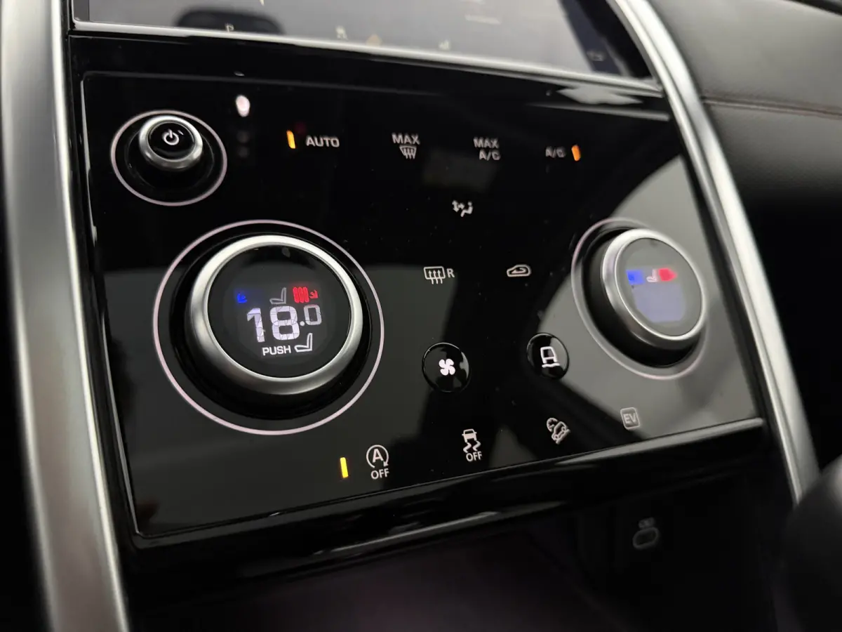 1.5 P300e 4X4 R-Dynamic S Black Edition | Pano | Virtual | Camera | Carplay | Cruise | Keyless