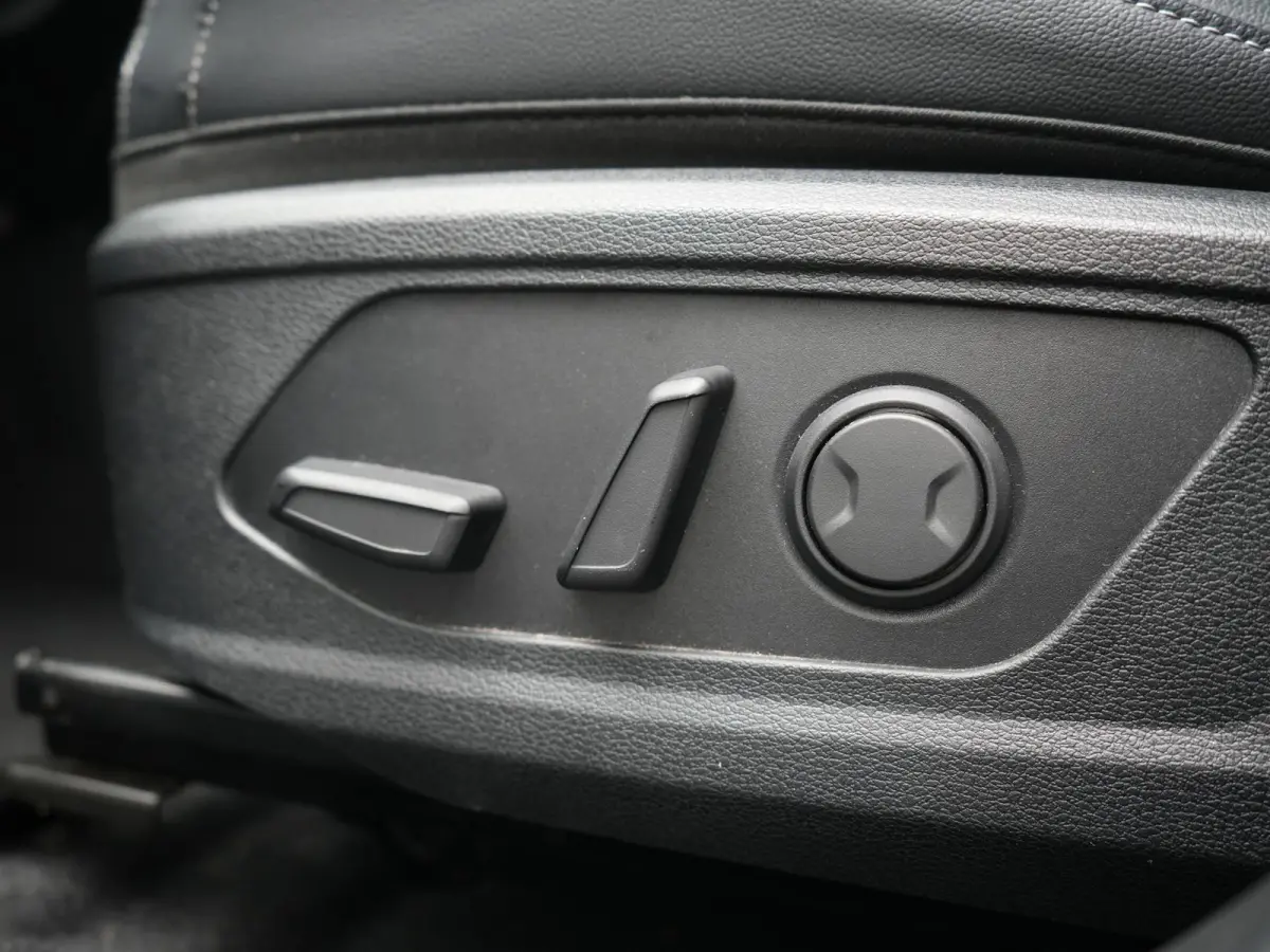 1.6 T-GDi Spirit PHEV 266pk Dealer O.H | Panodak | Adaptive Cruise | 360 Camera | Sportstoelen Verwarmd | Apple Carplay | Keyless | BLIS | Stuurverwarming | Pilot Assist | Virtual | Navigati