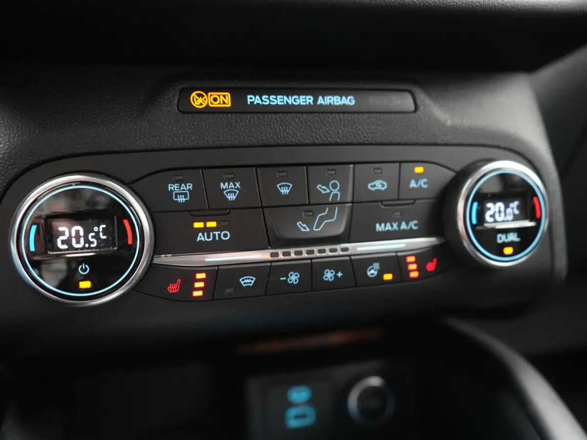 2.5 PHEV Vignale 225pk Dealer O.H | Trekhaak Af Fabriek | Adaptive Cruise | Bang & Olufsen | 360 Camera | Head Up | Lederen Sportstoelen Memory & Verwarmd | BLIS | Apple Carplay | Keyless | 