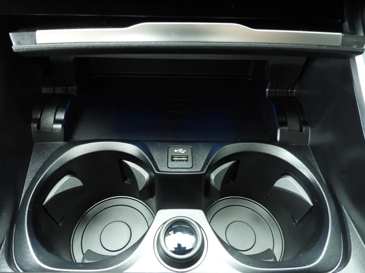 330e M Sportpakket Pro / Schuifdak / Driving assist prof / Getint glas / Leder / Alu wielen 19 inch
