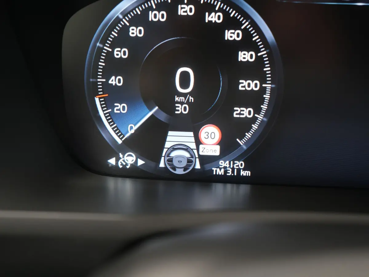 T8 Recharge AWD R-Design Long Range PHEV 456pk Dealer O.H | Adaptive Cruise | Camera | Lederen Sportstoelen Memory & Verwarmd | Apple Carplay | Keyless | BLIS | Pilot Assist | Stuurverwarmin