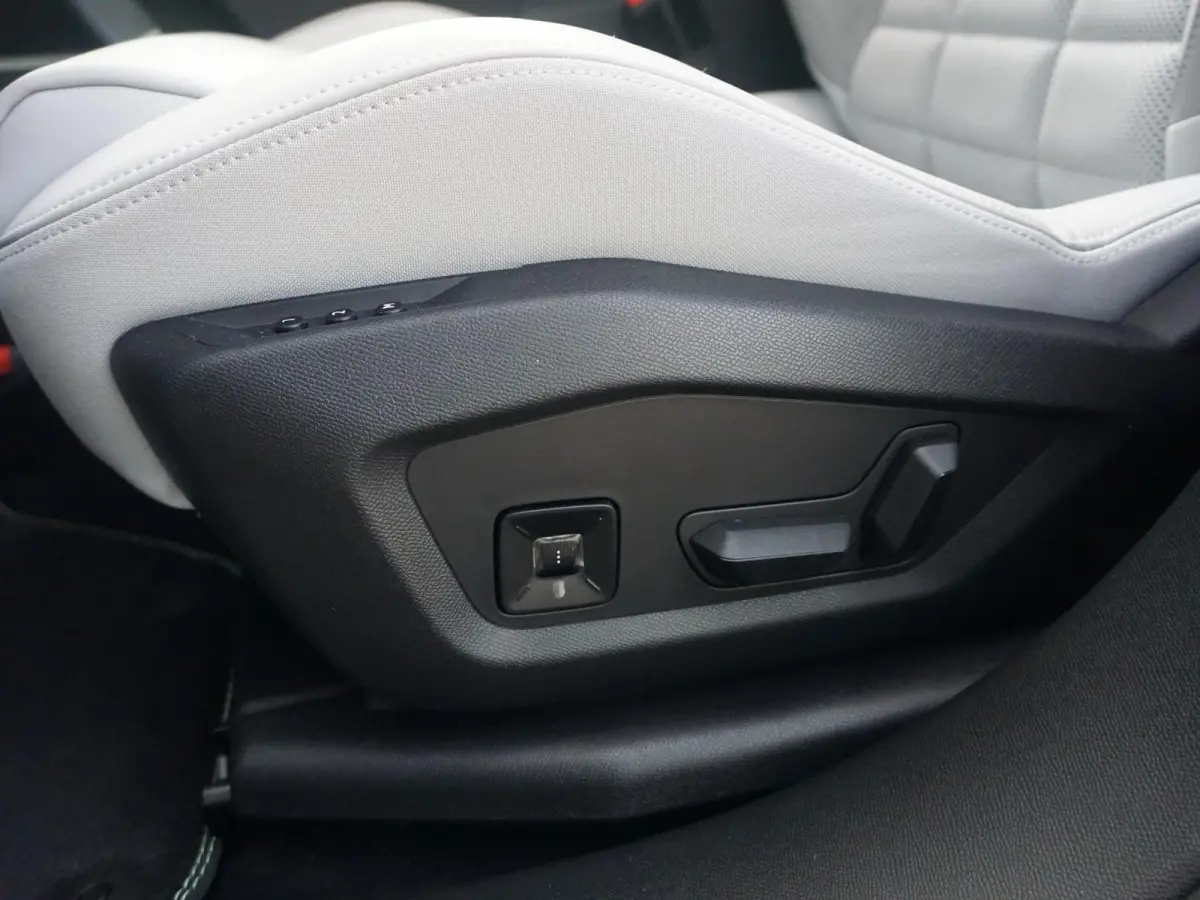1.2 Hybrid 145 Max Black velgen