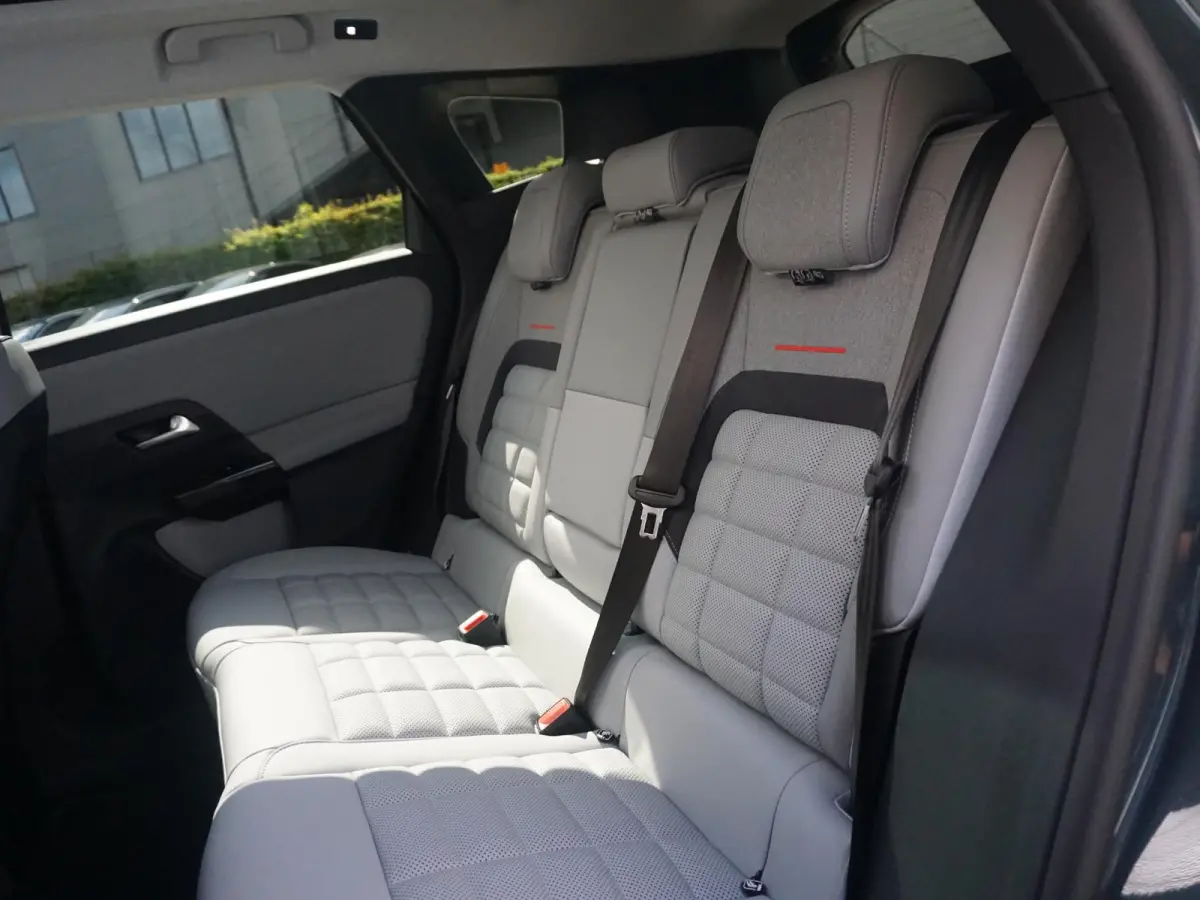 1.2 Hybrid 145 Max Black velgen