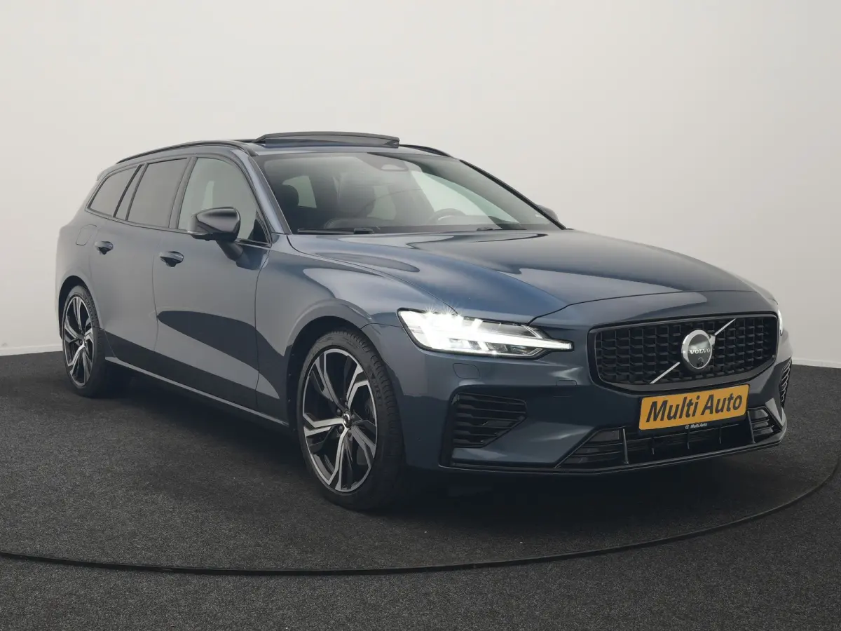 T6 AWD Plus Dark Long Range PHEV 350pk Dealer O.H | Trekhaak Af Fabriek | Panodak | Adaptive Cruise | 360 Camera | Sportstoelen Memory & Verwarmd | Keyless | Apple Carplay | Pilot Assist | S