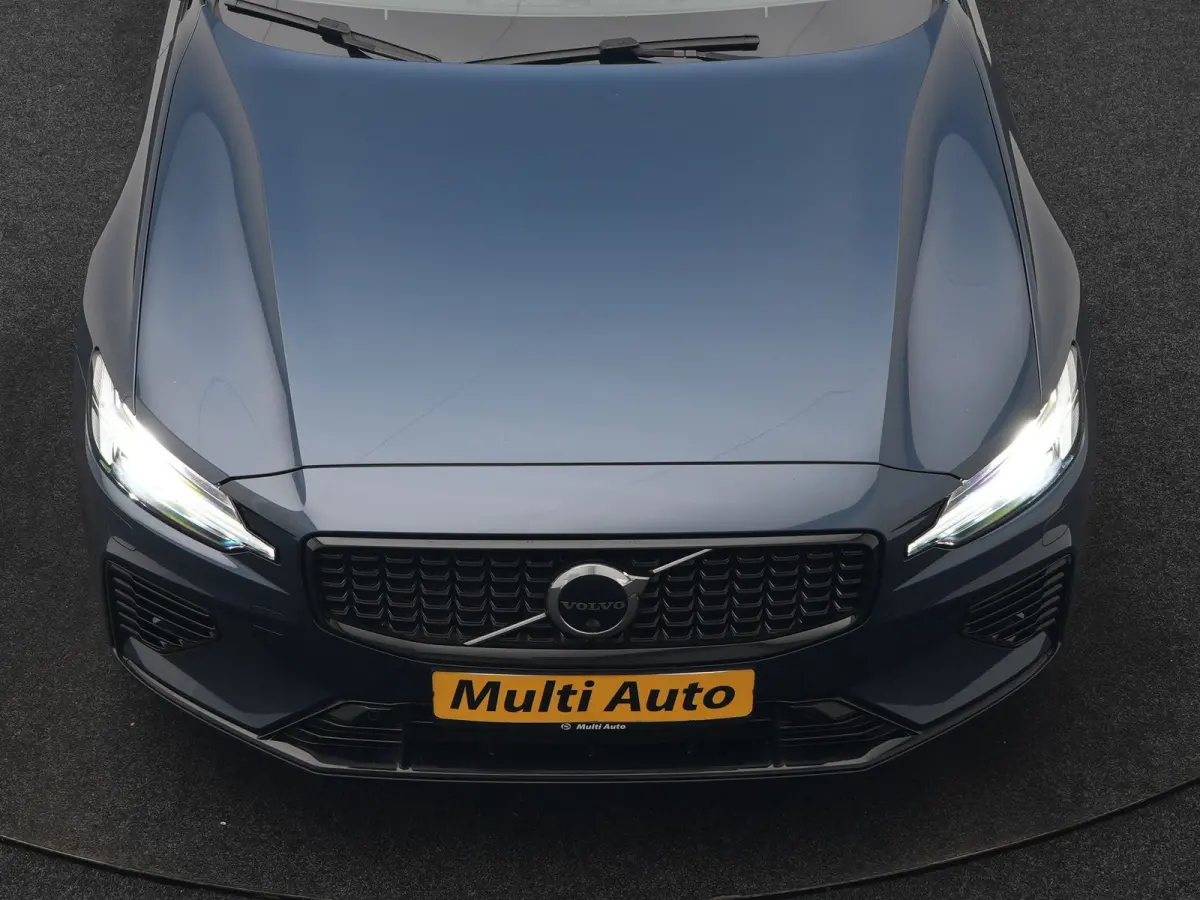 T6 AWD Plus Dark Long Range PHEV 350pk Dealer O.H | Trekhaak Af Fabriek | Panodak | Adaptive Cruise | 360 Camera | Sportstoelen Memory & Verwarmd | Keyless | Apple Carplay | Pilot Assist | S