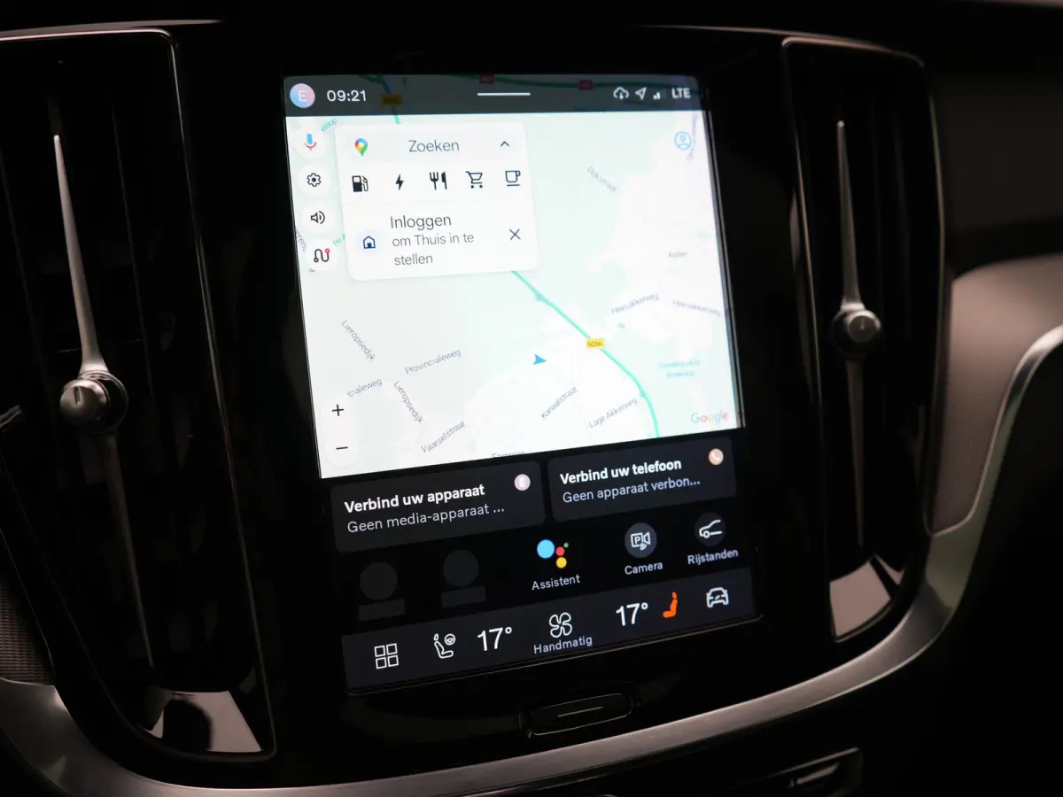 T6 AWD Plus Dark Long Range PHEV 350pk Dealer O.H | Trekhaak Af Fabriek | Panodak | Adaptive Cruise | 360 Camera | Sportstoelen Memory & Verwarmd | Keyless | Apple Carplay | Pilot Assist | S