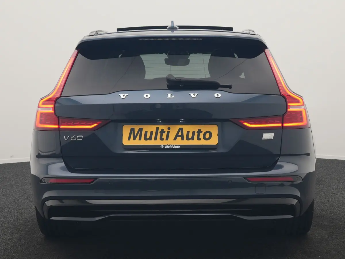 T6 AWD Plus Dark Long Range PHEV 350pk Dealer O.H | Trekhaak Af Fabriek | Panodak | Adaptive Cruise | 360 Camera | Sportstoelen Memory & Verwarmd | Keyless | Apple Carplay | Pilot Assist | S