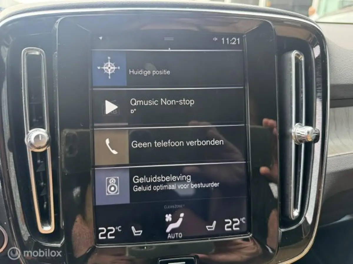 1.5 T3 Inscription Trekhaak , 163pk , 1.600kg trekgewicht , Navigatie , Camera , Parkeerhulp voor & Achter , Lederbekleding incl stoel verwarming , Volvo dealer onderhouden