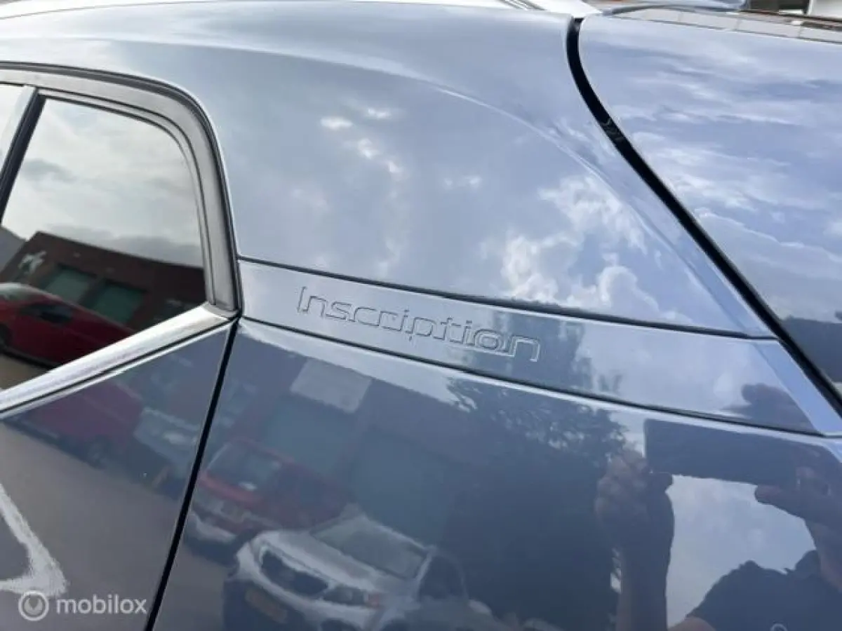 1.5 T3 Inscription Trekhaak , 163pk , 1.600kg trekgewicht , Navigatie , Camera , Parkeerhulp voor & Achter , Lederbekleding incl stoel verwarming , Volvo dealer onderhouden