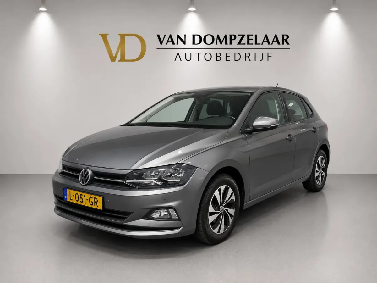 1.0 TSI COMFL. / DSG-AUTOMAAT / 5-DRS / NAVI / PDC /