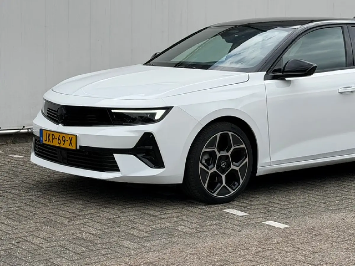 1.2 Turbo Hybrid 145PK GS met 360-Camera, Winterpakket, 18inch