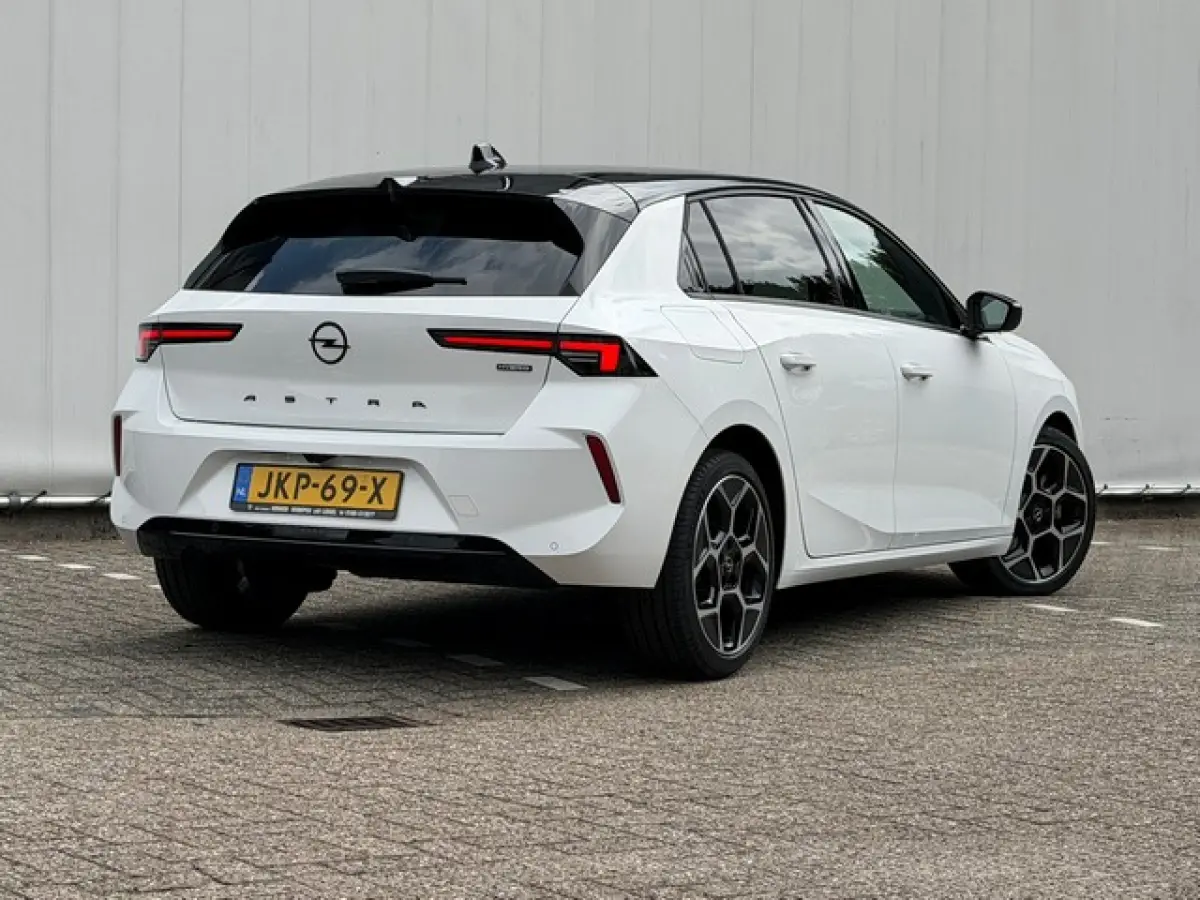 1.2 Turbo Hybrid 145PK GS met 360-Camera, Winterpakket, 18inch