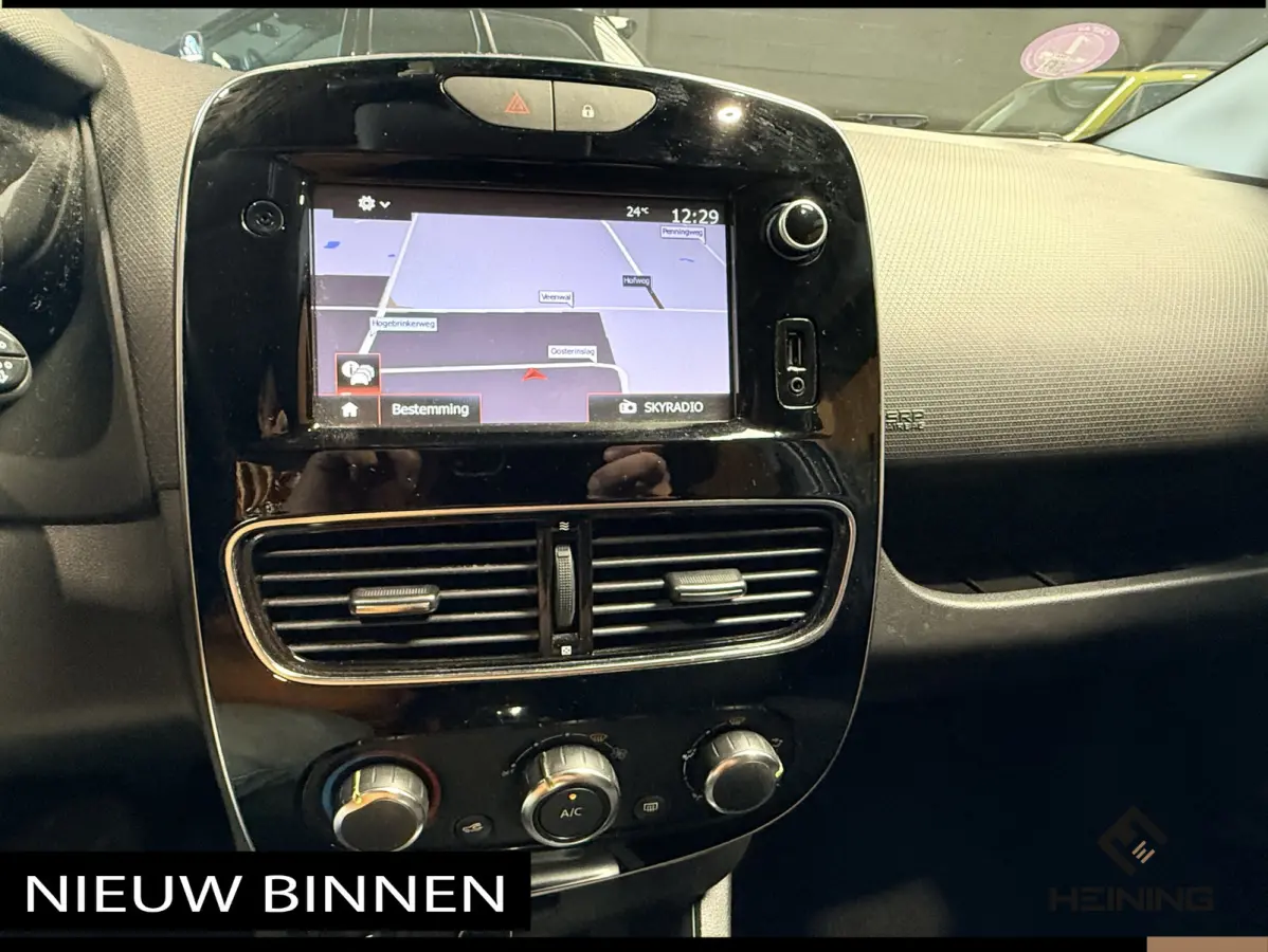 0.9 TCe Limited. Cruise control. Navi. NAP