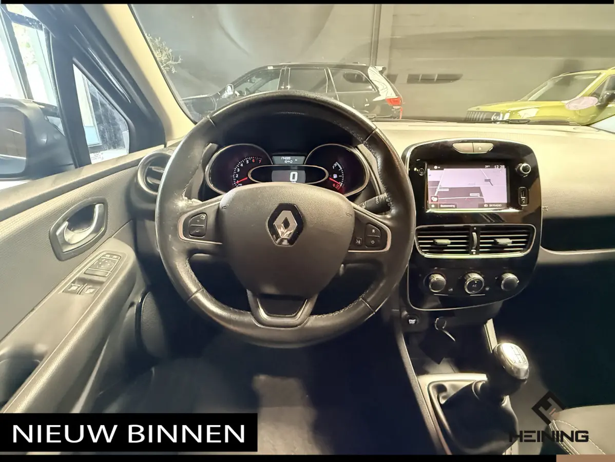 0.9 TCe Limited. Cruise control. Navi. NAP