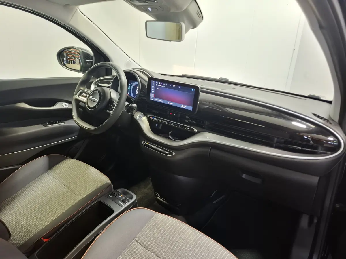 Icon 42 kWh | SoH 93.4% | Navigatie/Android/Apple Carplay | LM Velgen 16" | Cruise Control | DAB | Cruise Control | Airco |