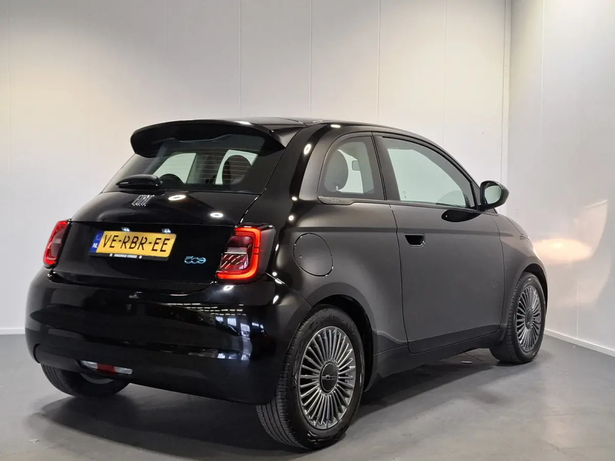 Icon 42 kWh | SoH 93.4% | Navigatie/Android/Apple Carplay | LM Velgen 16" | Cruise Control | DAB | Cruise Control | Airco |