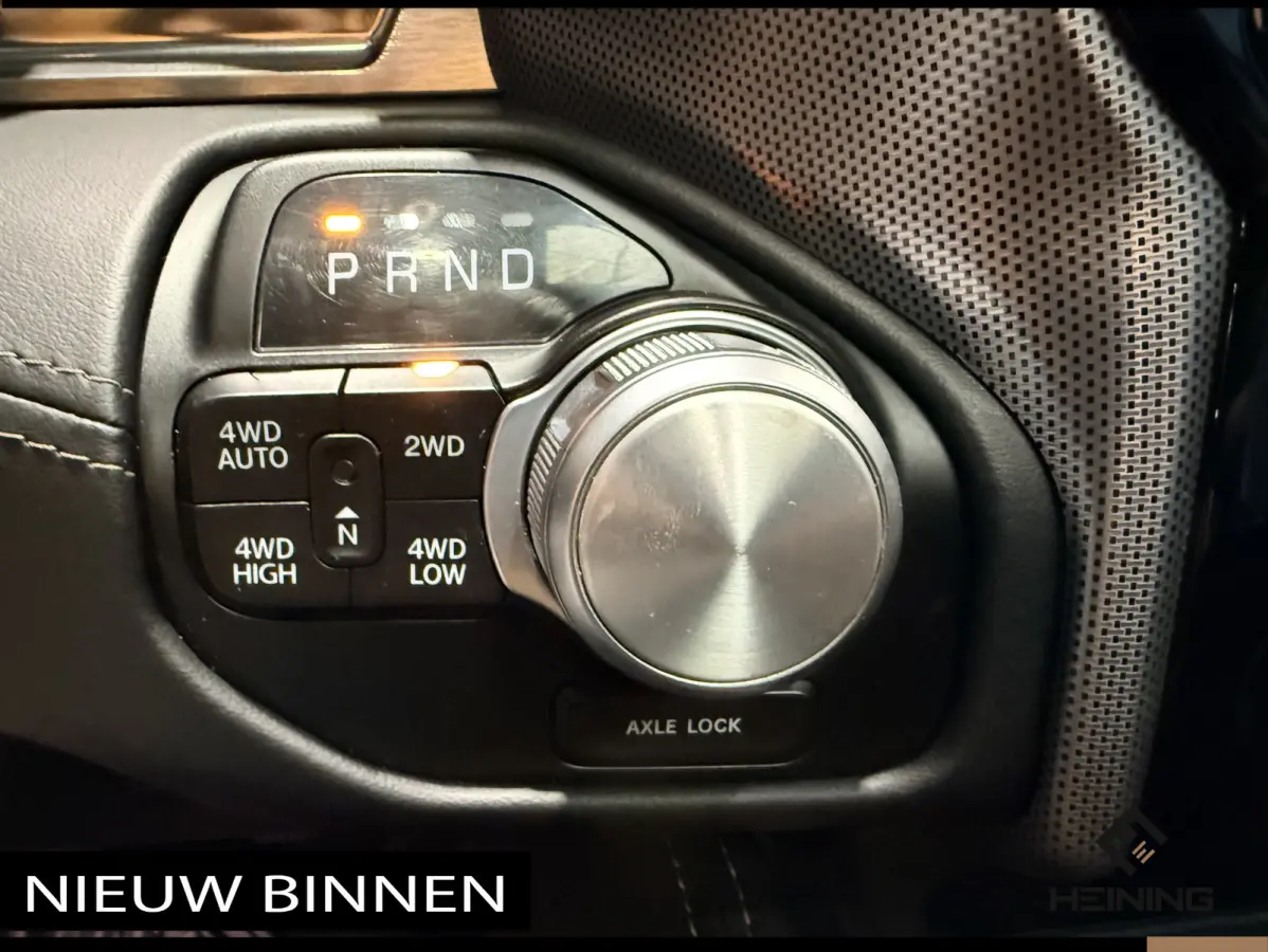 1500 5.7 V8 4x4 Crew Cab Limited Night. 22 inch. HUD. Luchtvering. Alle opties.