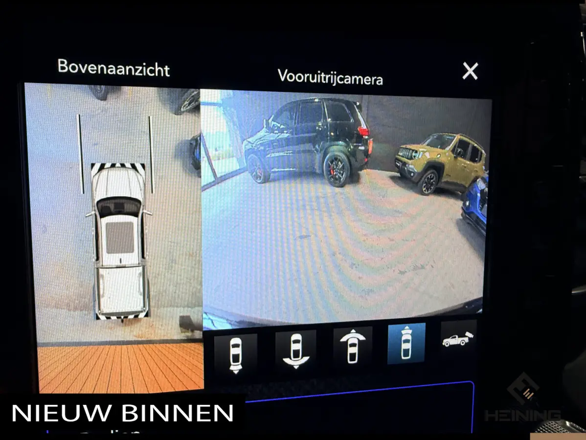 1500 5.7 V8 4x4 Crew Cab Limited Night. 22 inch. HUD. Luchtvering. Alle opties.