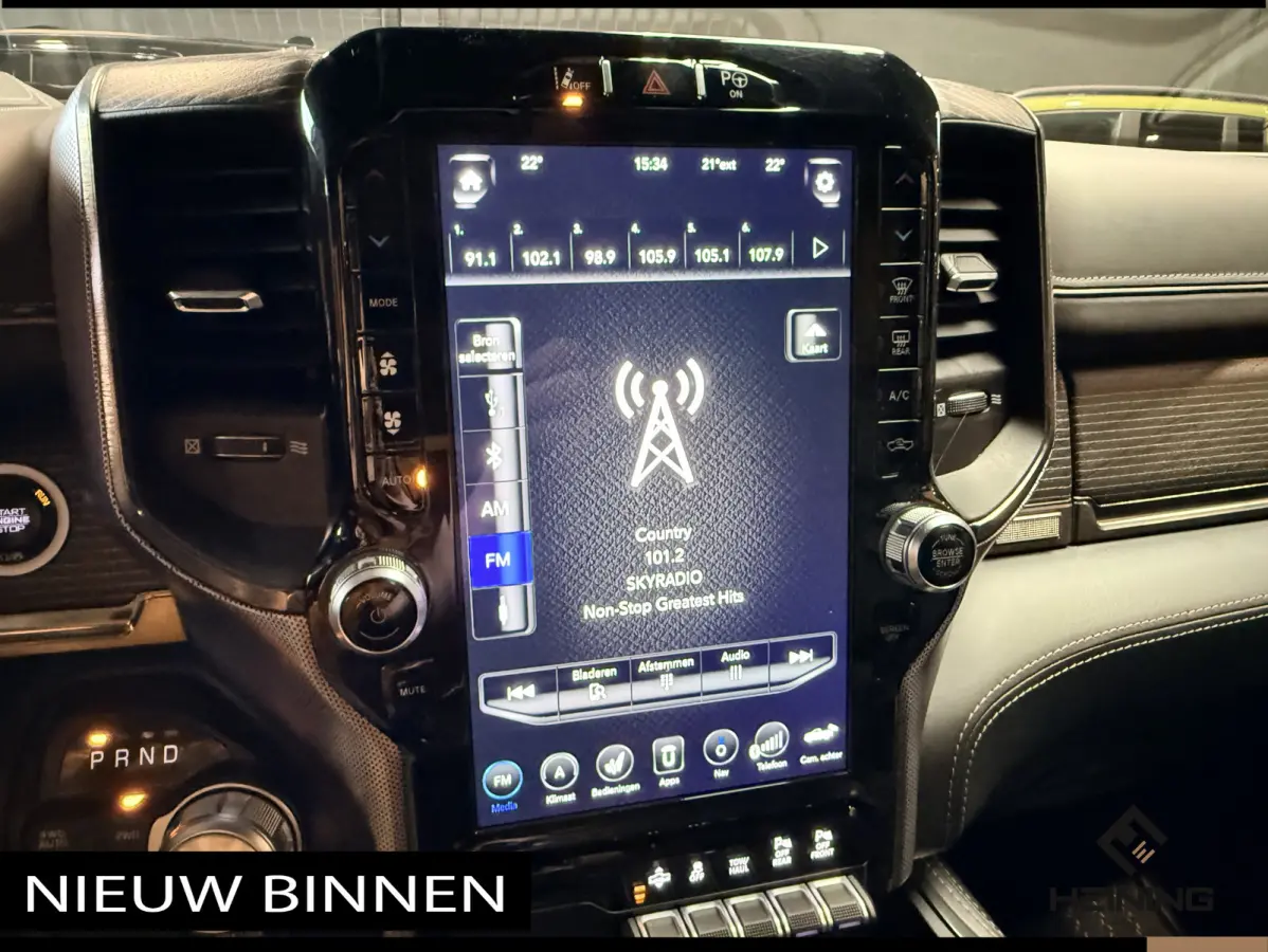 1500 5.7 V8 4x4 Crew Cab Limited Night. 22 inch. HUD. Luchtvering. Alle opties.