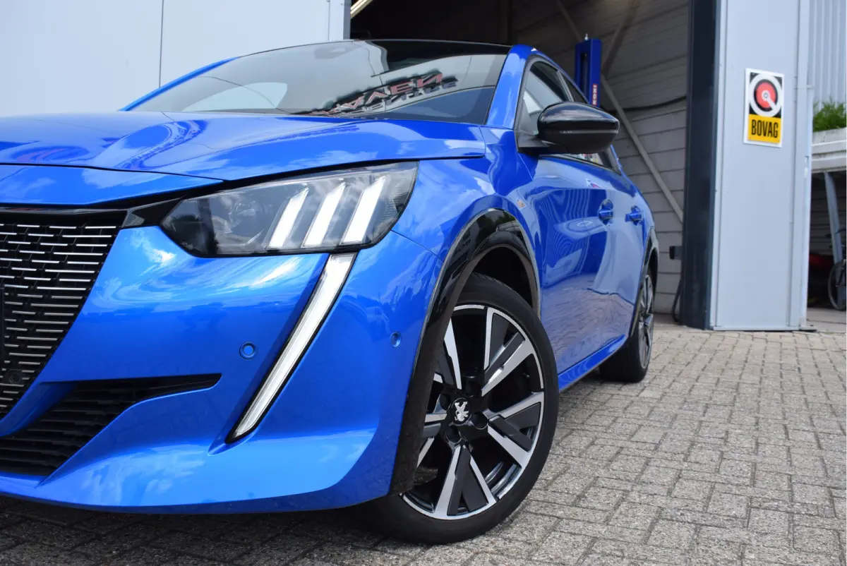 1.2 GT 100PK | NL-Auto | Panoramadak | Camera | Automaat