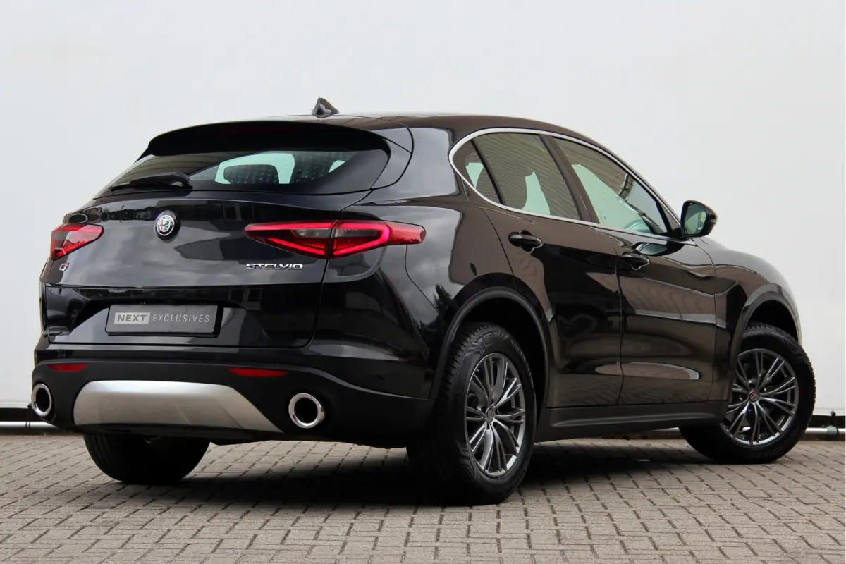 2.0 T AWD Super Business Edition | 20" | Leder | Adaptive Cruise Control | Camera | Carplay
