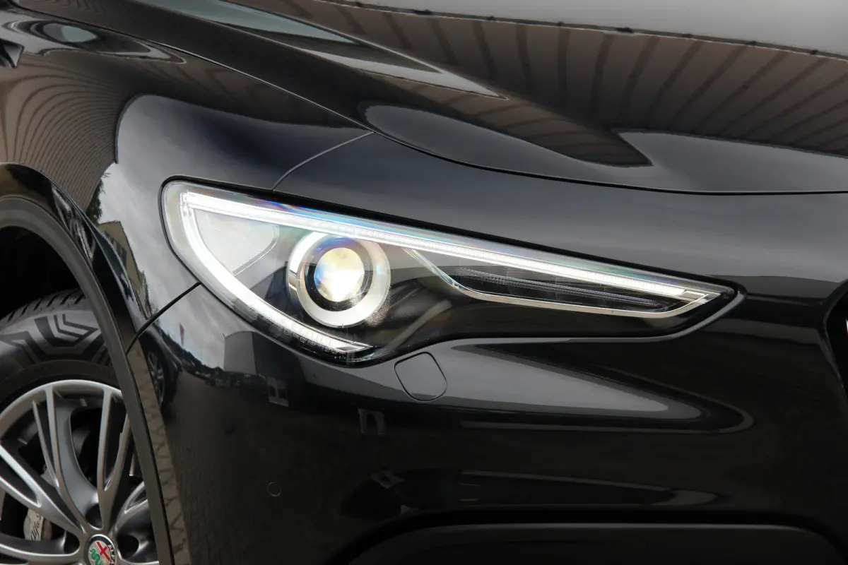 2.0 T AWD Super Business Edition | 20" | Leder | Adaptive Cruise Control | Camera | Carplay