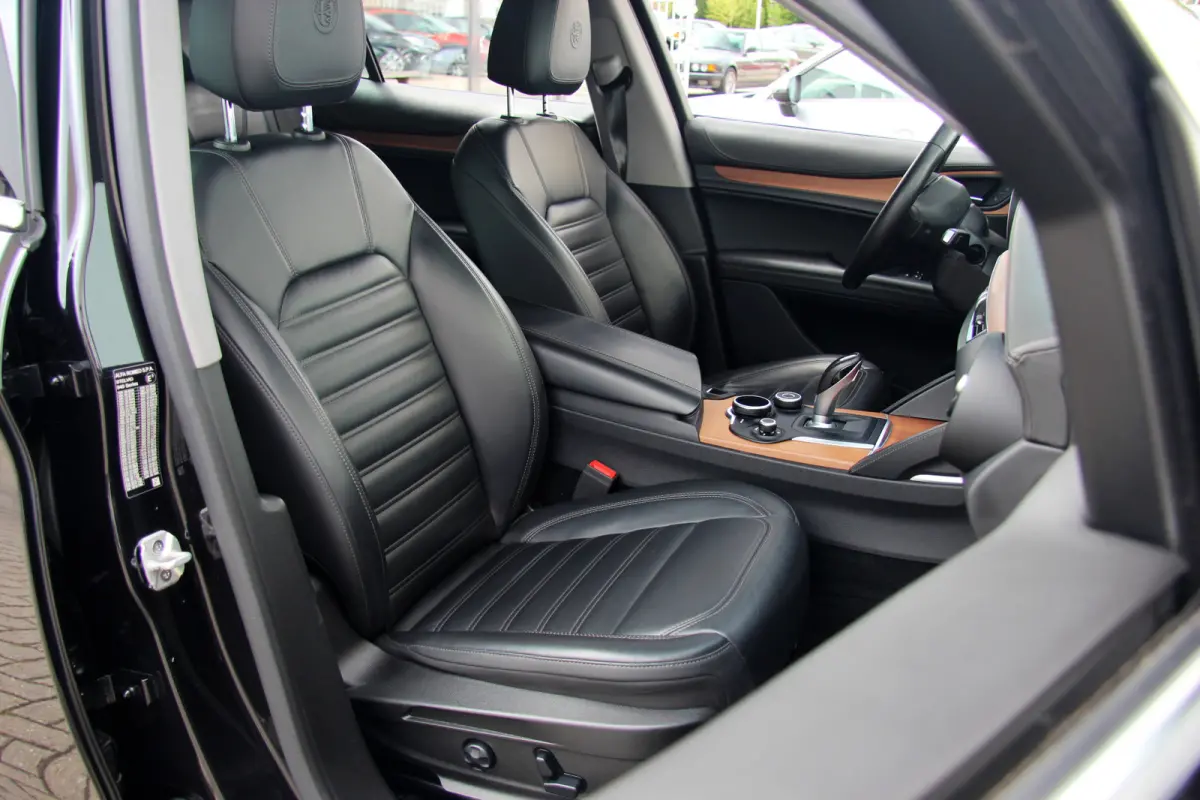 2.0 T AWD Super Business Edition | 20" | Leder | Adaptive Cruise Control | Camera | Carplay