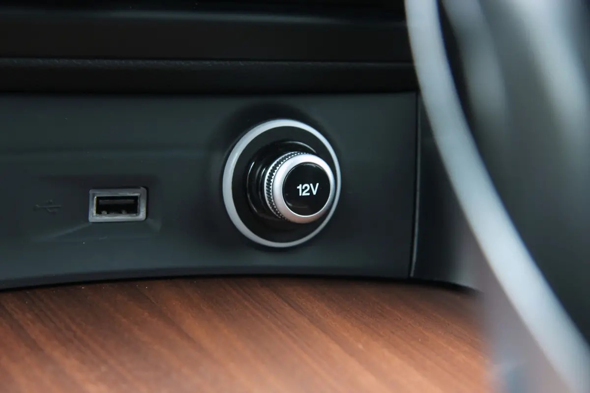 2.0 T AWD Super Business Edition | 20" | Leder | Adaptive Cruise Control | Camera | Carplay