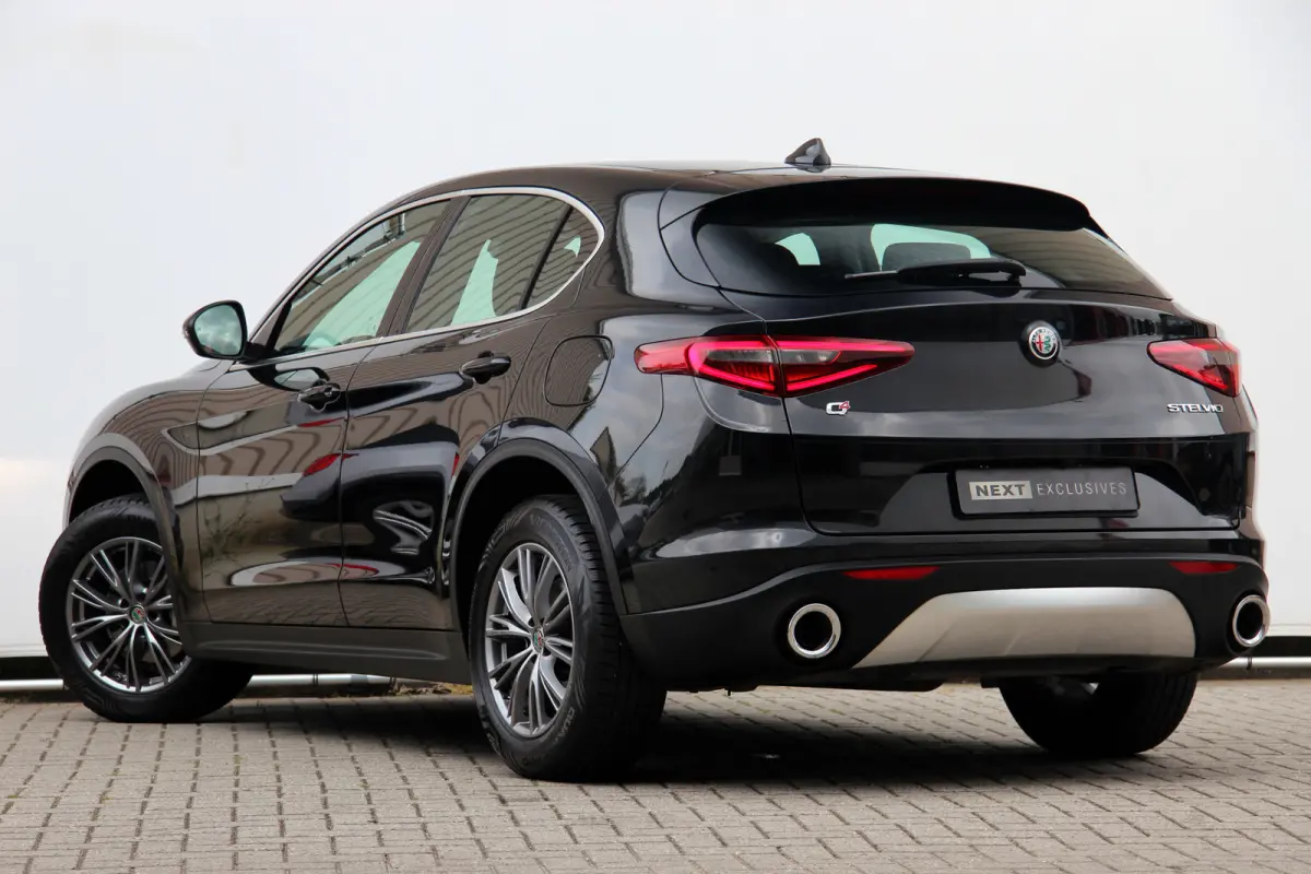 2.0 T AWD Super Business Edition 20" | Leder | Adaptive Cruise Control | Camera | Carplay