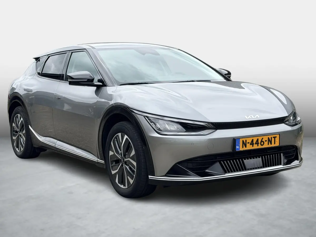 Plus 77.4 kWh SOH 97,7% / Black Package GT / Warmtepomp / Trekhaak / 3 Fase / Stoelverwarming & Ventilatie / MERIDIAN Surround-System / Adaptieve Cruise /