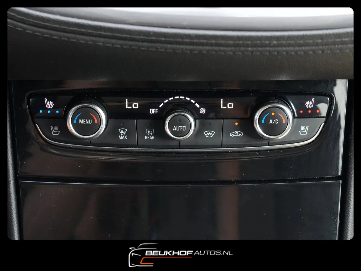 1.2 Turbo Ultimate Leer Trekhaak 360Cam