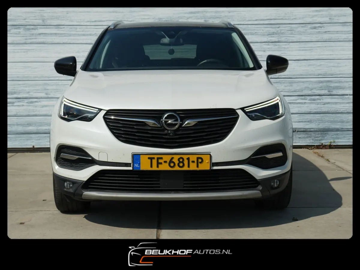 1.2 Turbo Ultimate Leer Trekhaak 360Cam