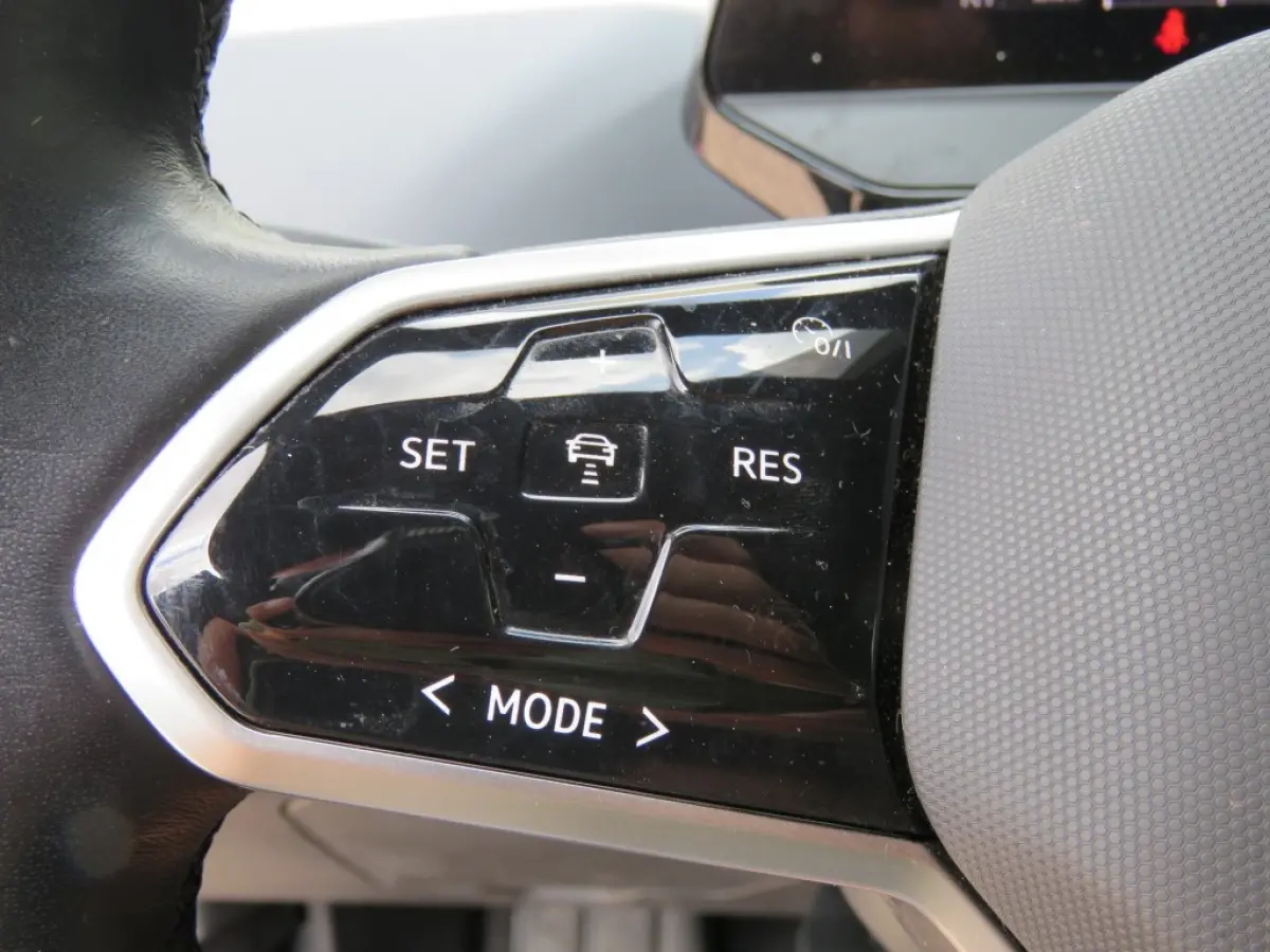 LIFE PRO 77 KWH / Stoelverw. / Navi / Carplay / BOVAG garantie