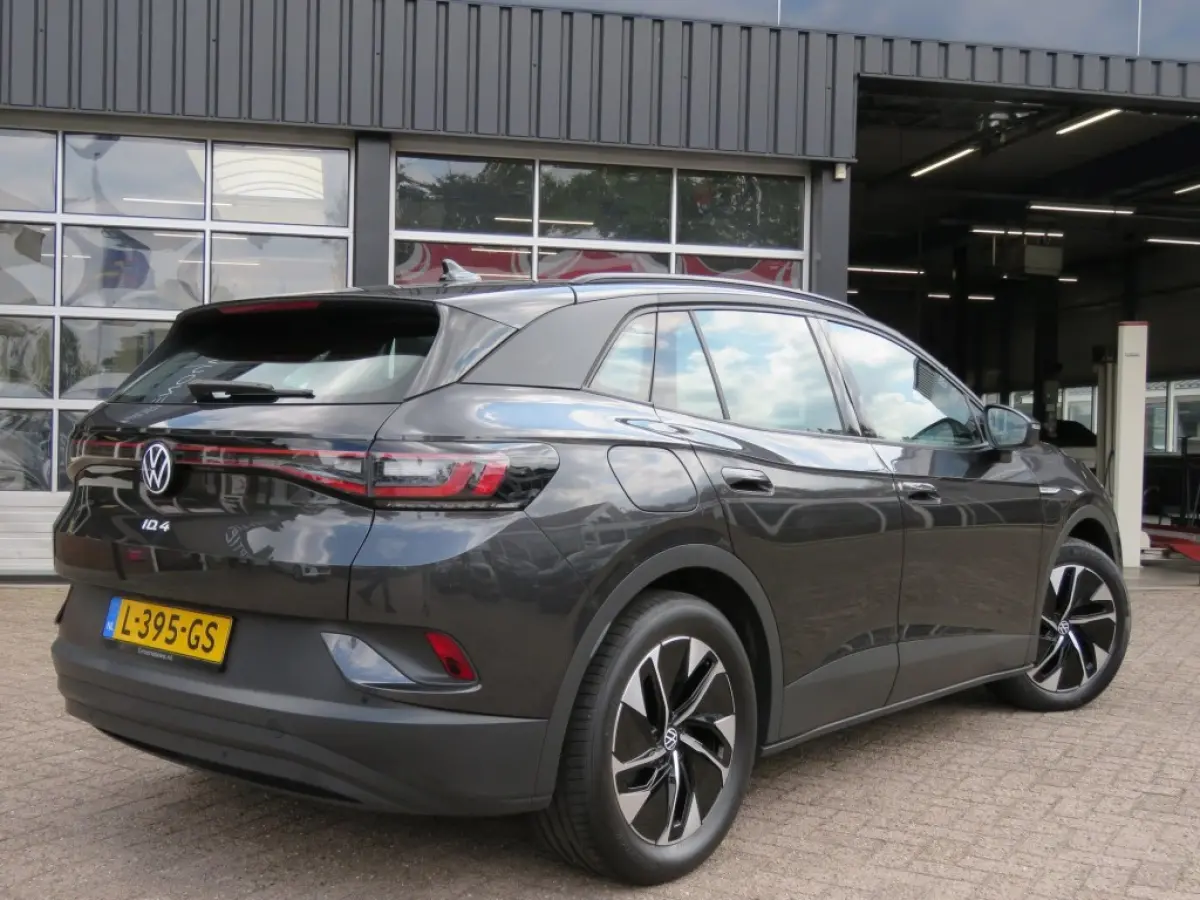 LIFE PRO 77 KWH / Stoelverw. / Navi / Carplay / BOVAG garantie