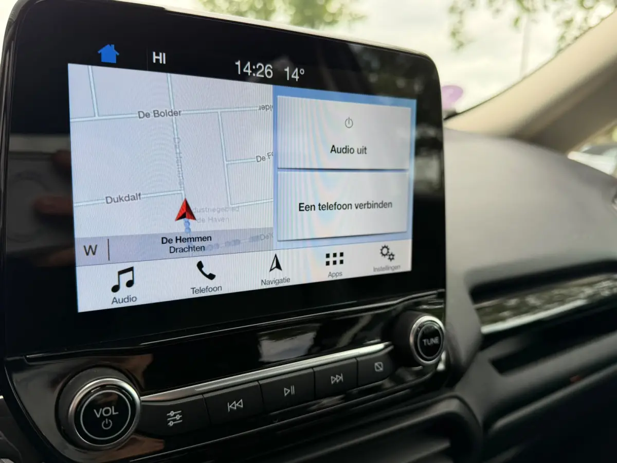 1.0 EcoBoost Titanium Ultimate | Apple Carplay | Trekhaak | Stuur & stoelverwarming | Sfeerverlichting