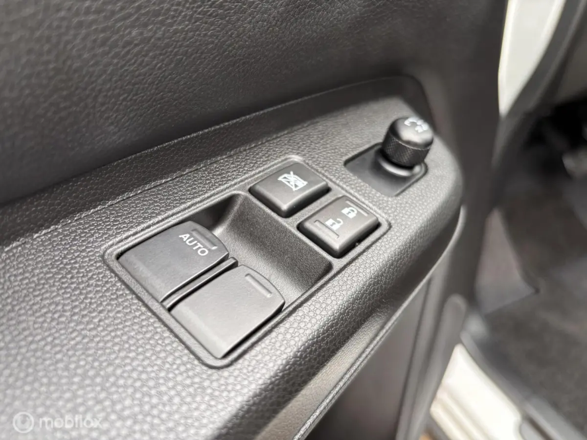 1.2 Smart Hybrid Automaat Camera Stoelverw.