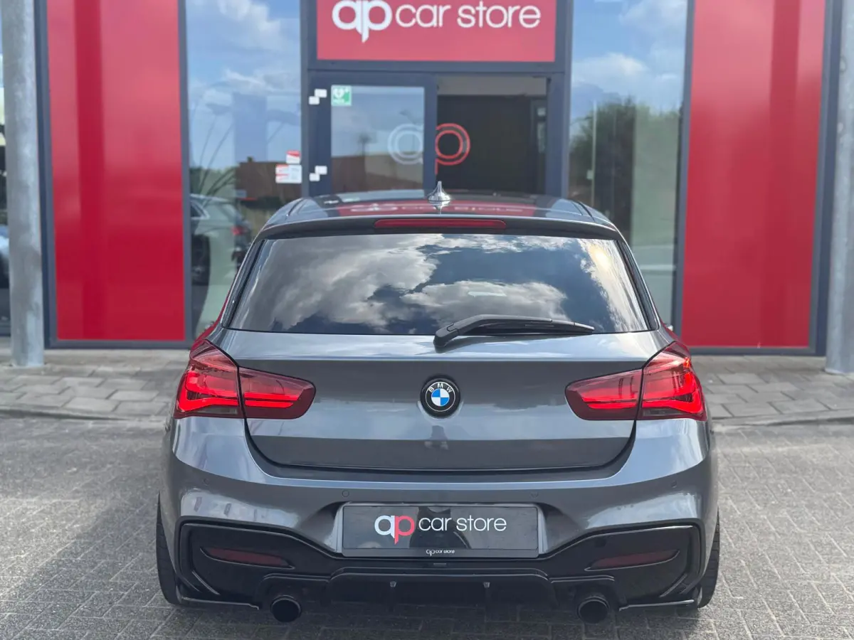 M140i xDrive High Executive LCI 2 | Leder | Keyless Entry | Maxton | Stoelverwarming |