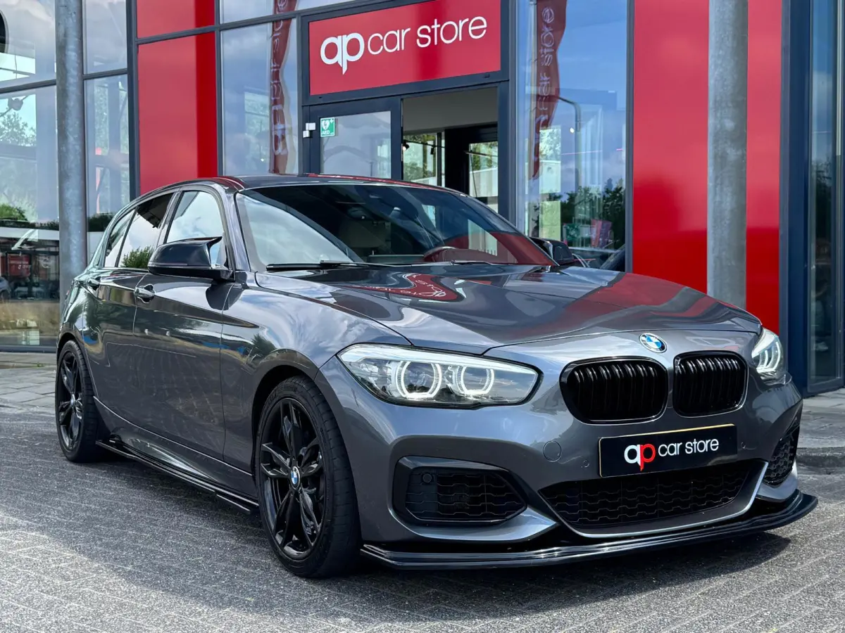 M140i xDrive High Executive LCI 2 | Leder | Keyless Entry | Maxton | Stoelverwarming |