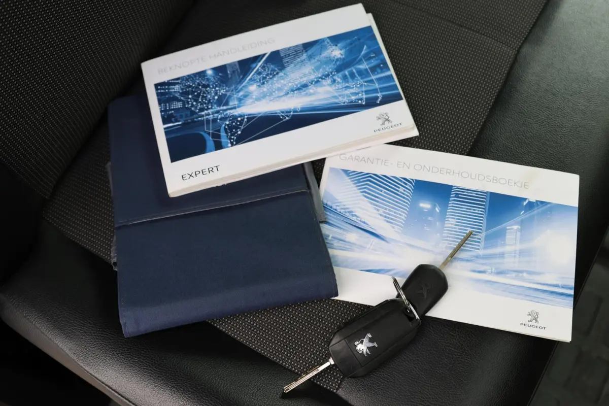 Bestel 226C 1.6 BlueHDI 95 Premium