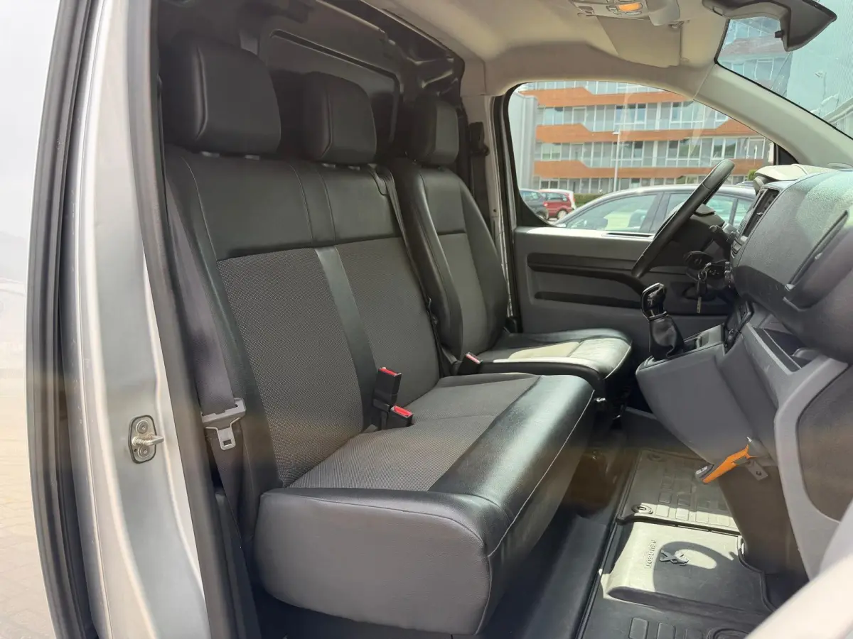 Bestel 226C 1.6 BlueHDI 95 Premium