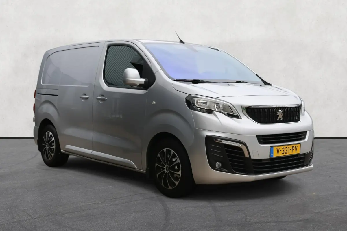 Bestel 226C 1.6 BlueHDI 95 Premium