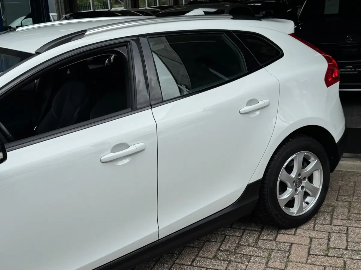 1.5 T3 Nordic+ 2016 AUT NAVI Trekh