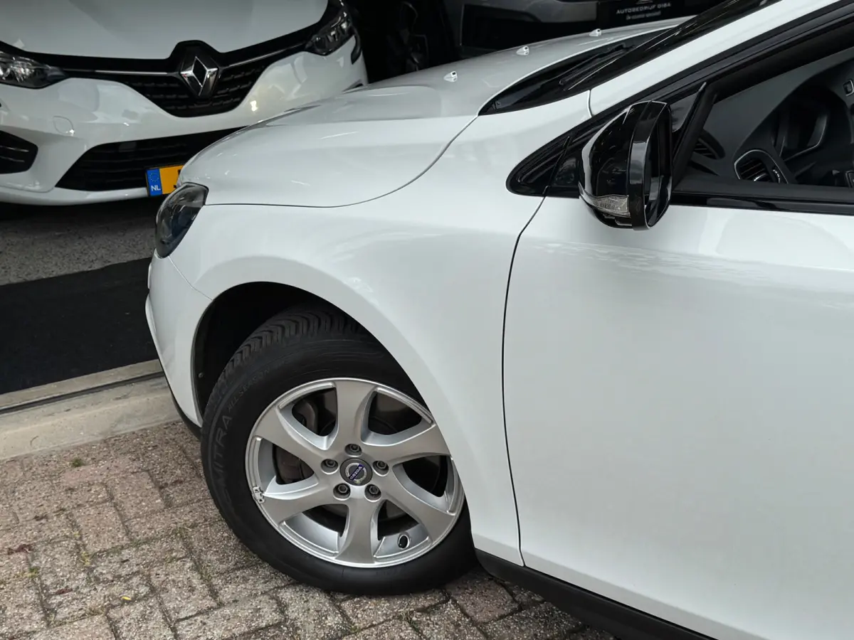 1.5 T3 Nordic+ 2016 AUT NAVI Trekh