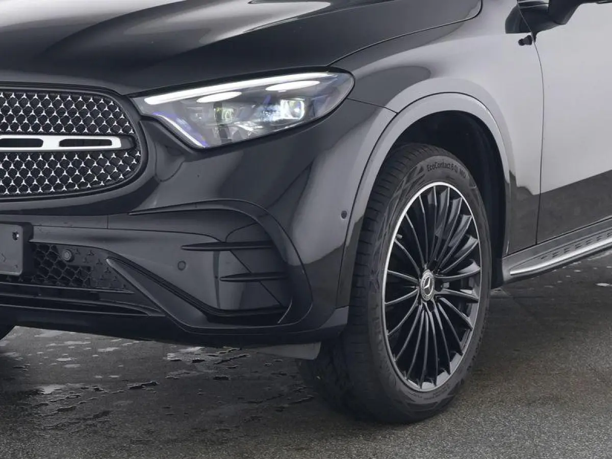 400e 4MATIC AMG Line Panoramadak  / Rijassistentie + / Burmester / 360 camera / Memory Seats / Elektr. Trekhaak / Winterpakket /