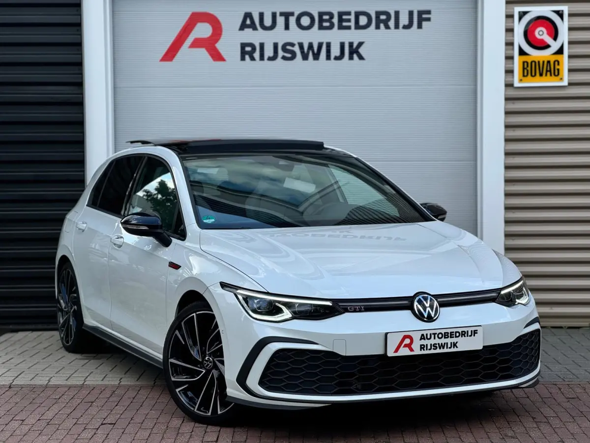 2.0 TSI GTI Pano/Camera/Matrix