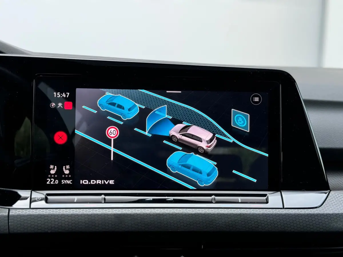 2.0 TSI GTI Pano/Camera/Matrix