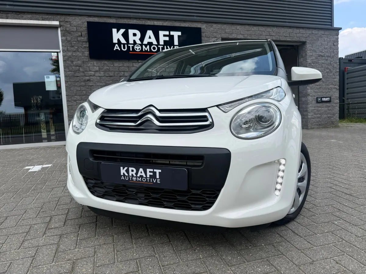 1.0 VTi JCC+ | Incl btw | Camera | Apple Carplay | Stoelverwarming | CLIMA | 5 Deurs | Bluetooth | 1e eigenaar |