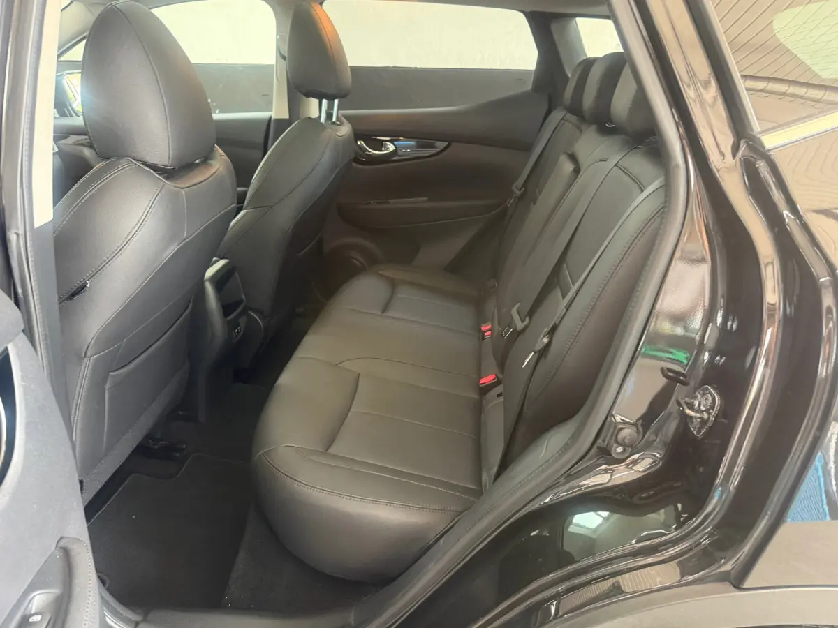 1.3 DIG-T Design Edition, Panoramadak,Apple Carplay/Android,Stoelverwarming,Trekhaak