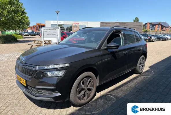 1.0 TSI 110PK Ambition | TREKHAAK | NAVI BY APP | CLIMATE + CRUISECONTROL | 16 INCH | STOELVERW.