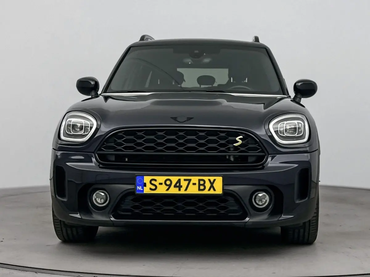 1.5 Cooper SE ALL4 Classic | Head-up display | Achteruitrijcamera | Stoelverwarming | Leder | Navigatie | Keyless | Afneembare Trekhaak